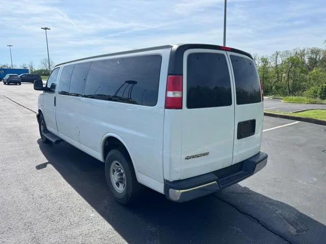 Used 2019 Summit White Chevrolet LT image 6