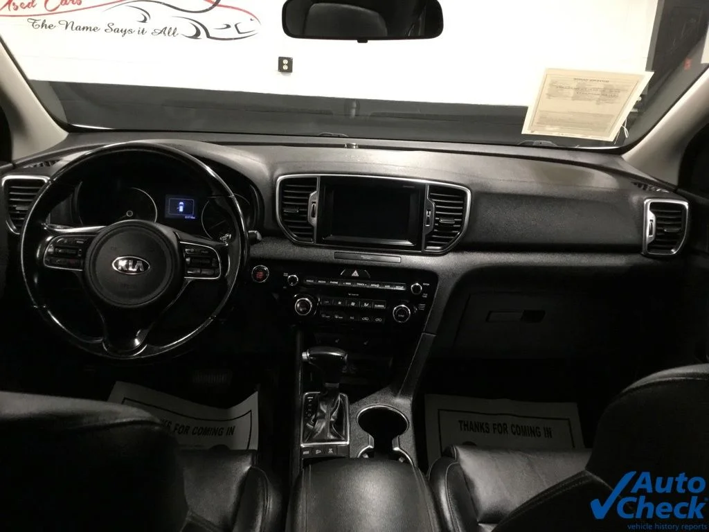 Used 2018 White Kia EX image 26