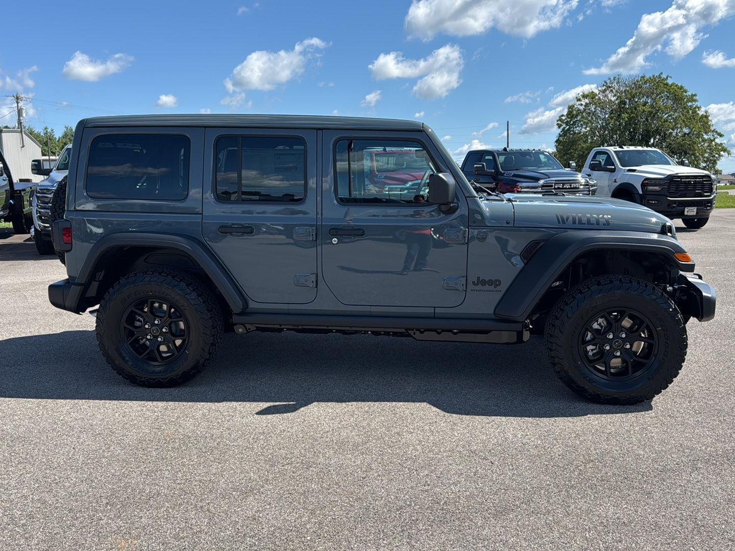 New 2026 Anvil Clear-Coat Exterior Paint Jeep SPORT 4 DOOR 4X4 image 8