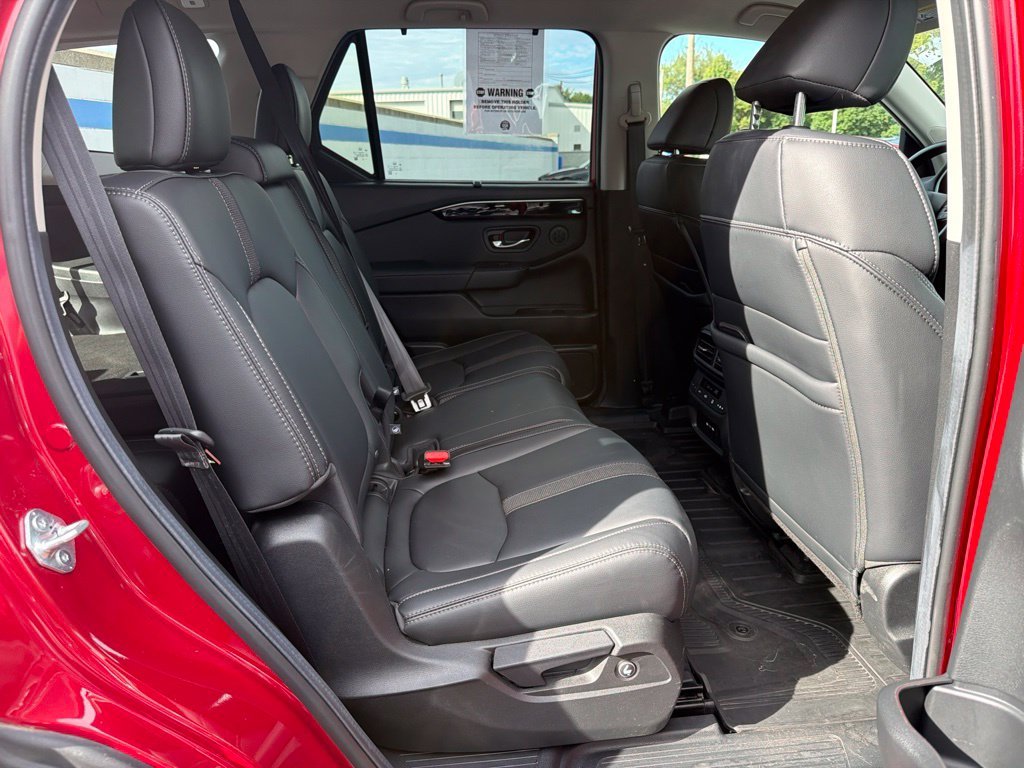 2025 Honda Pilot EX-L - Photo 23