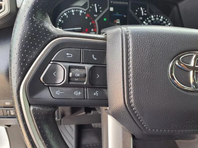Used 2025 White Toyota SR5 image 16