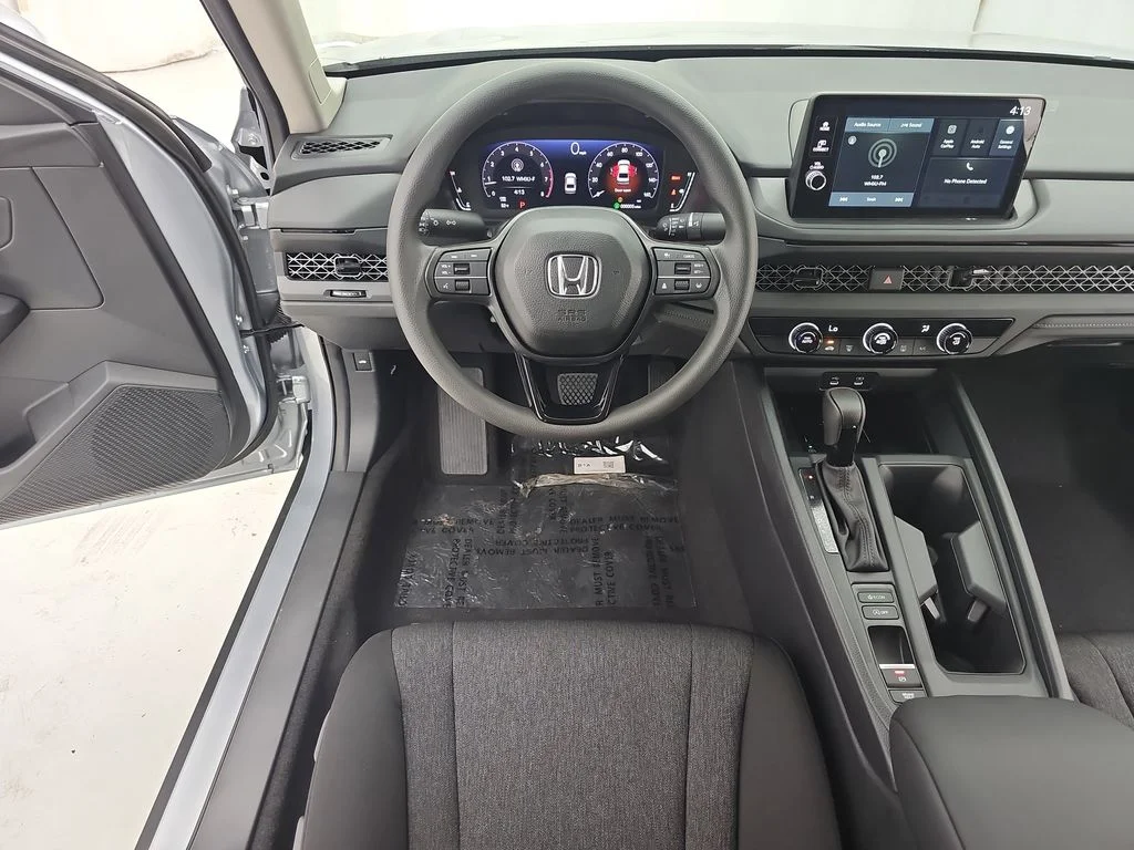 New 2026 Solar Silver Metallic Honda LX image 19