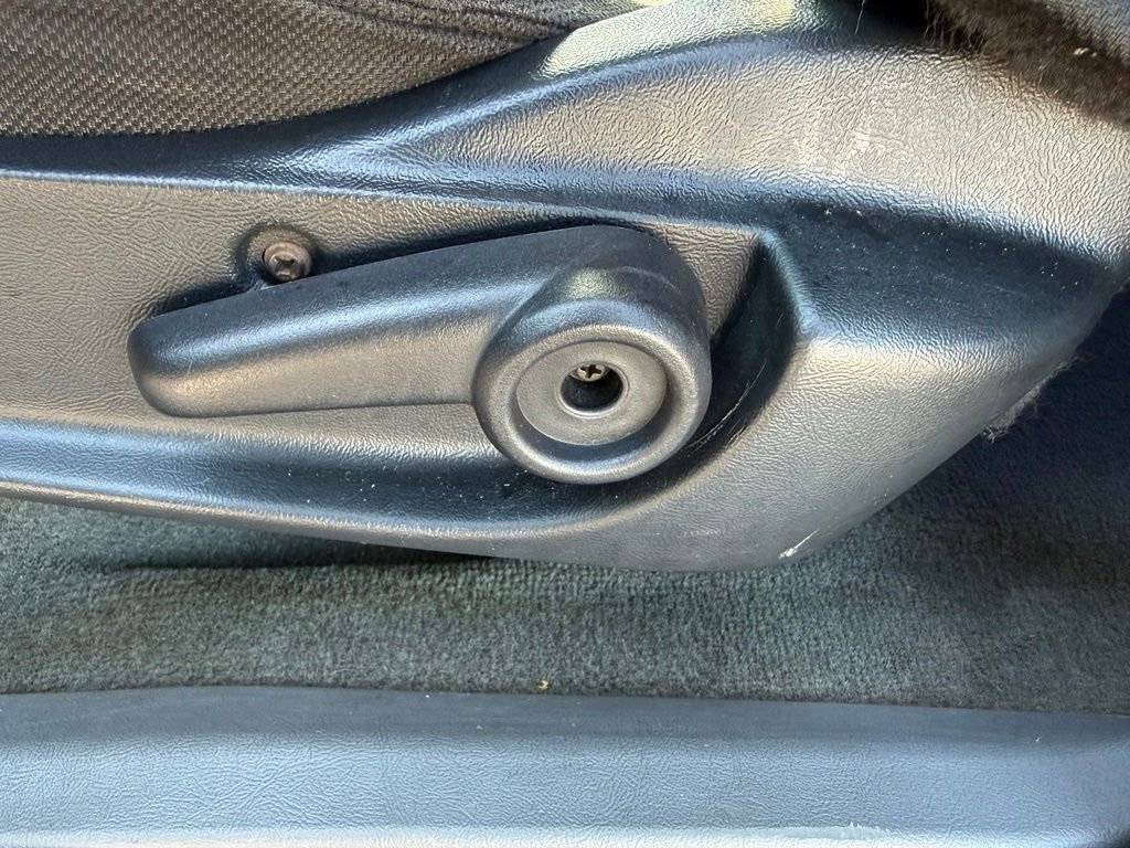 Used 2011 Dark Shadow Gray Metallic Ford XLT image 7