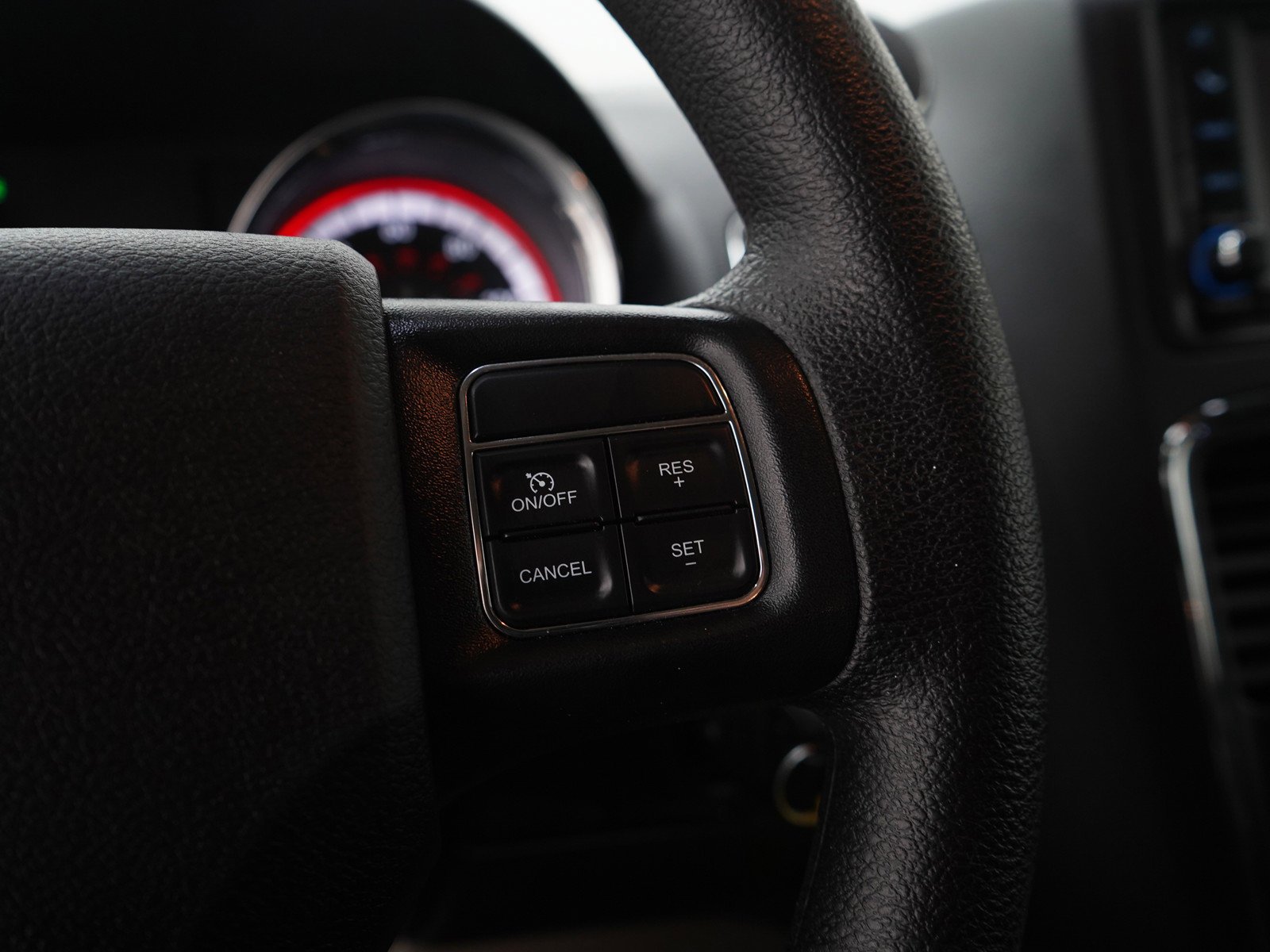 Used 2018 Octane Red Pearlcoat Dodge SE Wagon image 27