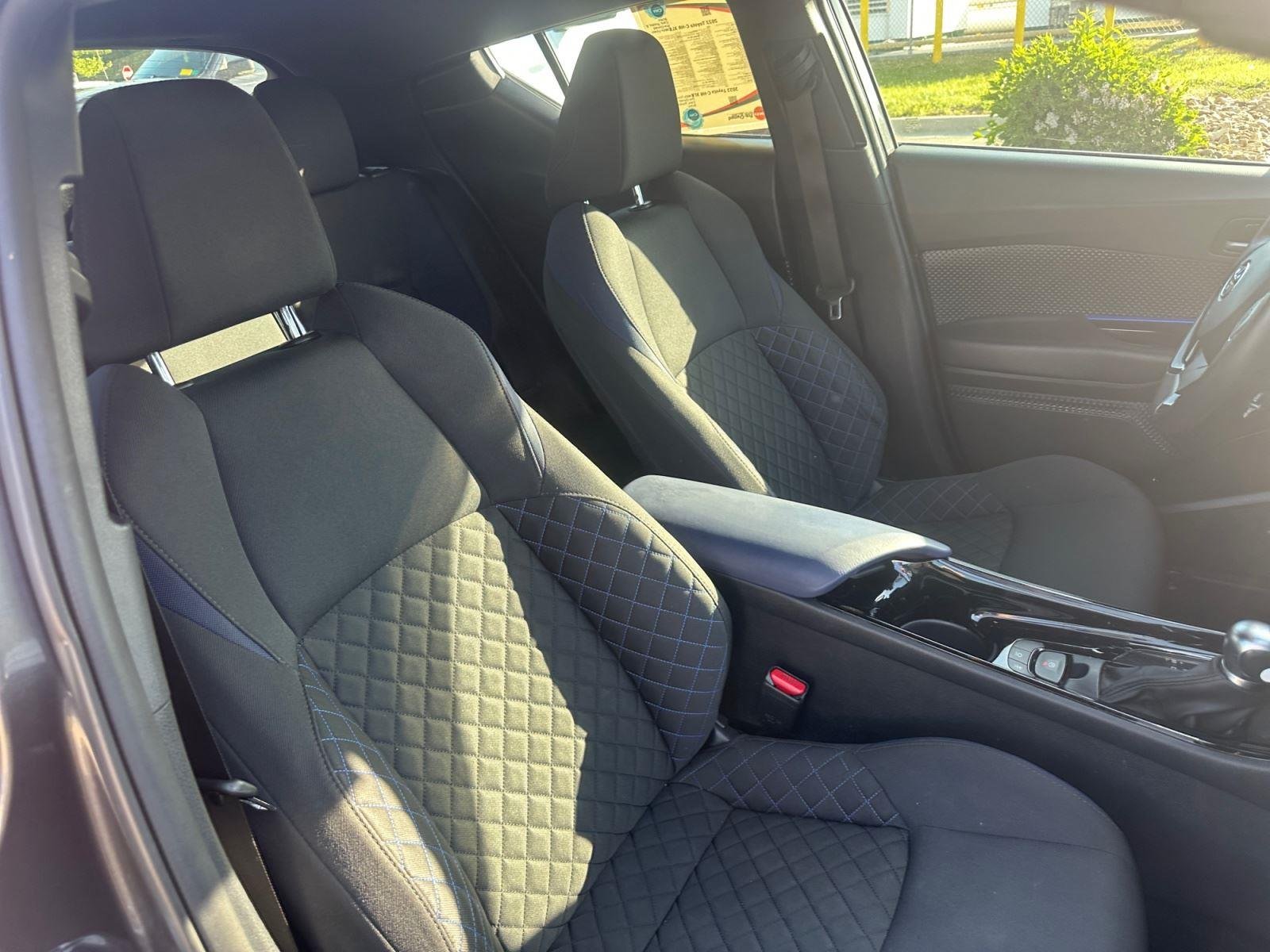 Used 2022 Magnetic Gray Metallic Toyota XLE image 27