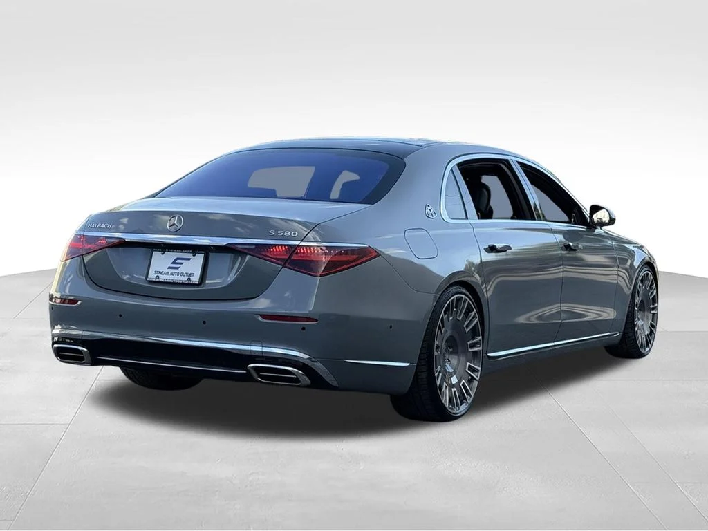 Used 2022 Gray Mercedes-Benz Maybach S 580 image 10