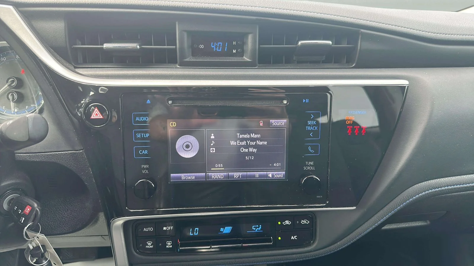 Used 2018 Red Toyota SE image 10