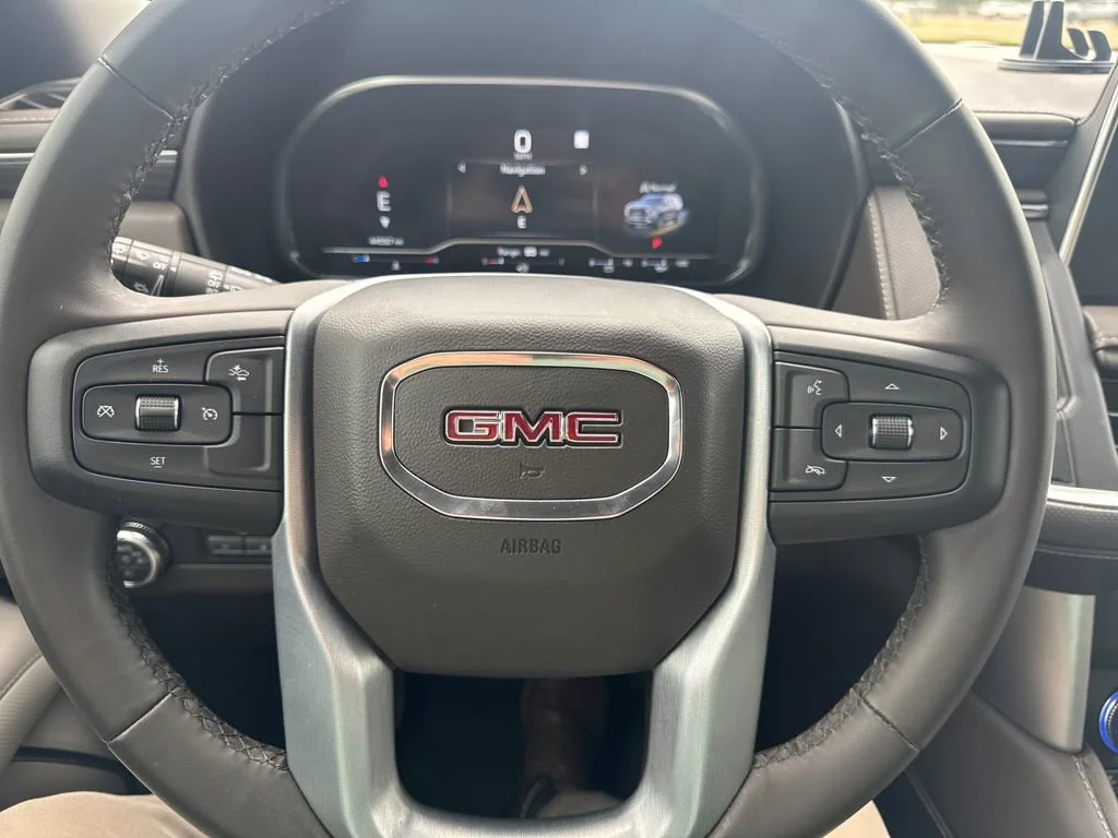 Used 2023 Onyx Black GMC SLT image 16