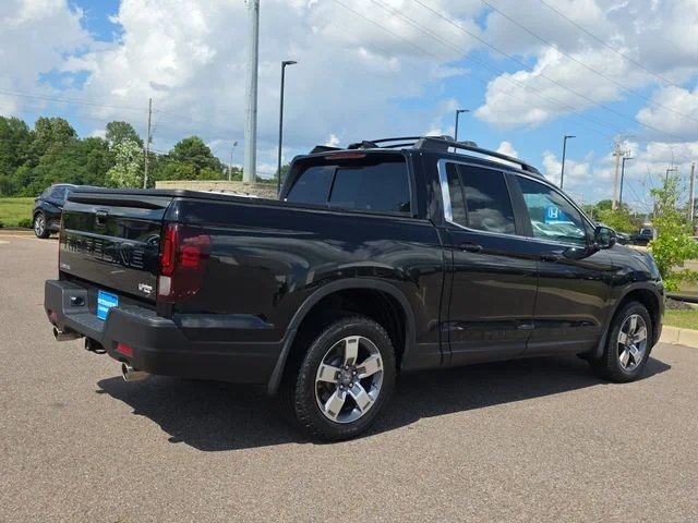 Used 2024  Honda RTL image 3