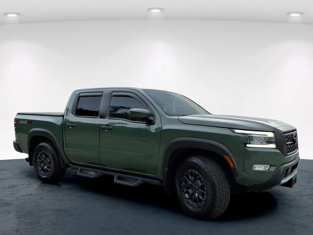 Used 2024 Green Nissan PRO-4X image 5