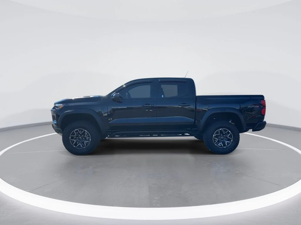 Used 2025 Black Chevrolet ZR2 image 5