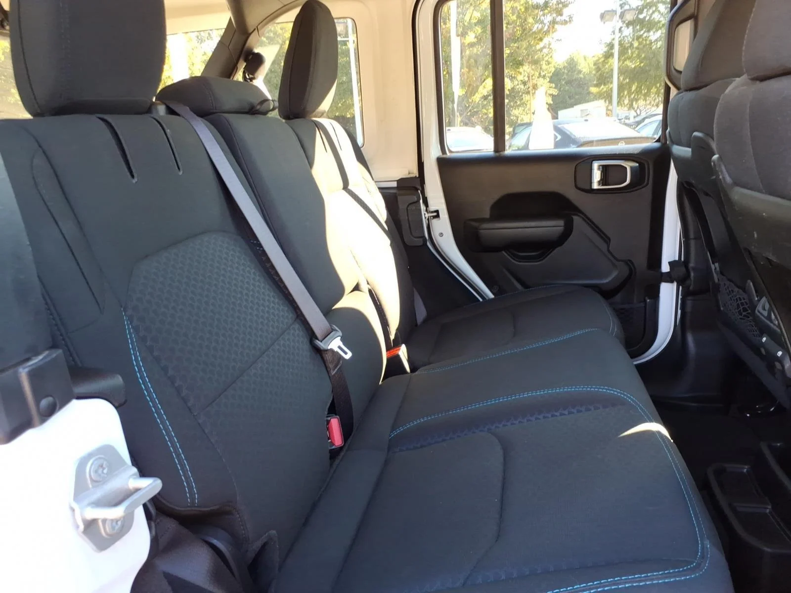 Used 2024 Bright White Clearcoat Jeep Rubicon image 19