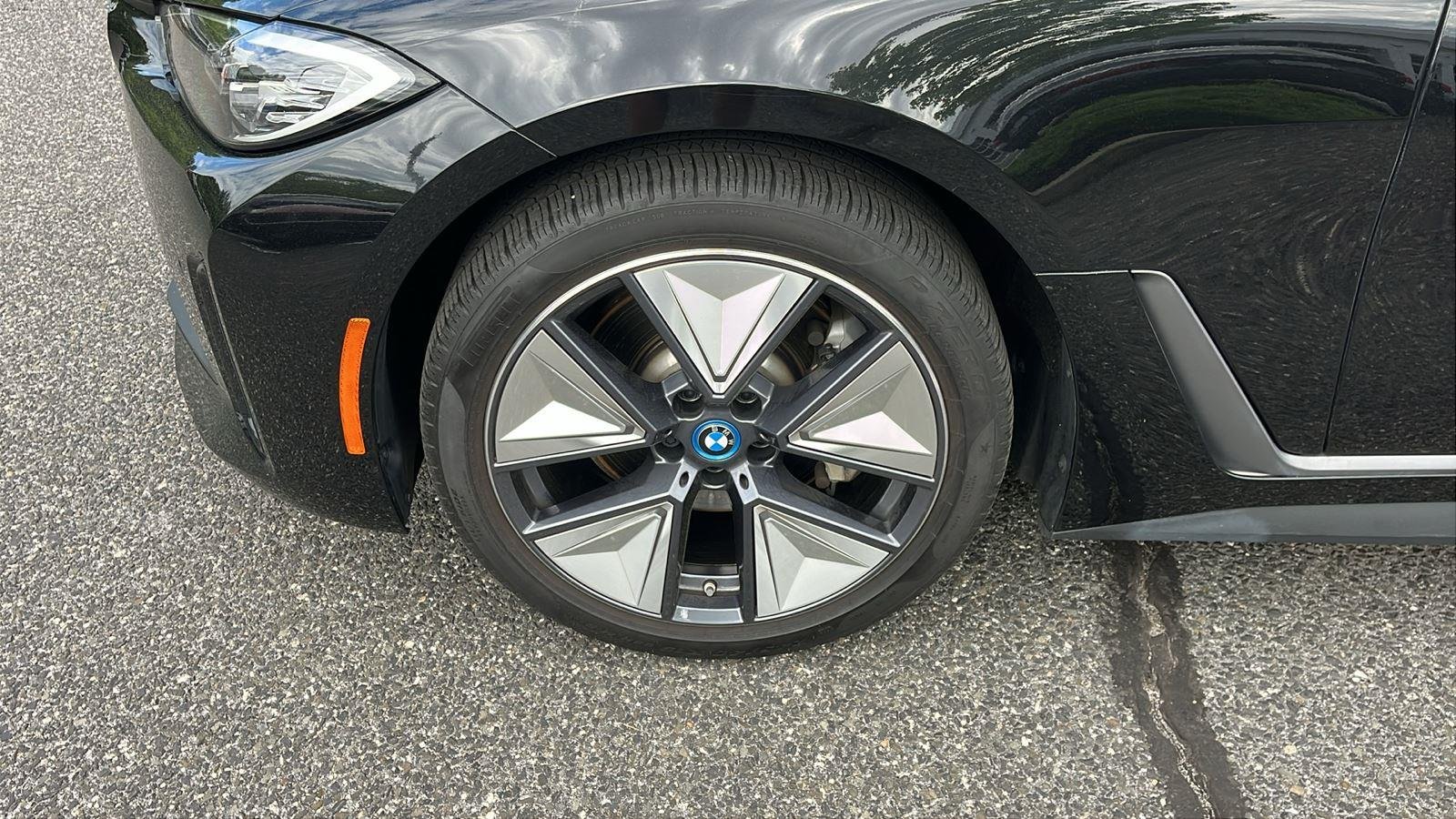 Used 2023 Black Sapphire Metallic BMW eDrive35 image 8