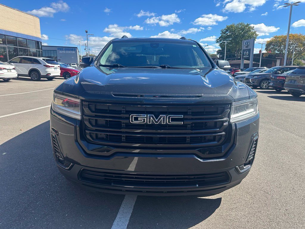 Used 2021 Black GMC SLT image 2