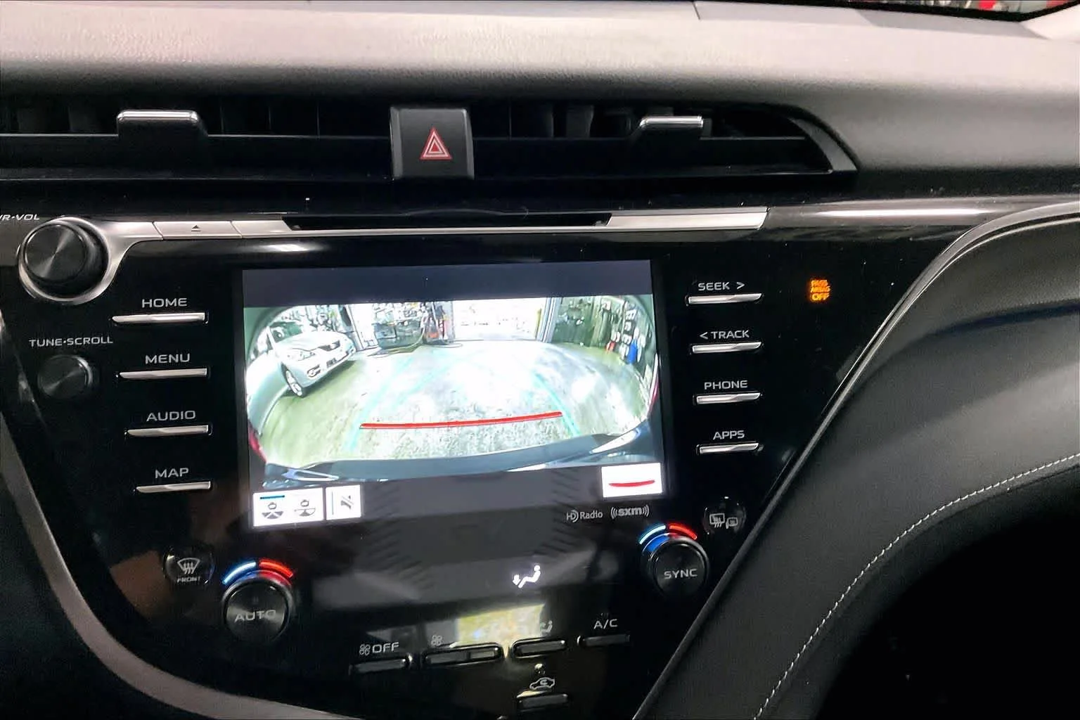 Used 2020 Galactic Aqua Mica Toyota XSE image 26