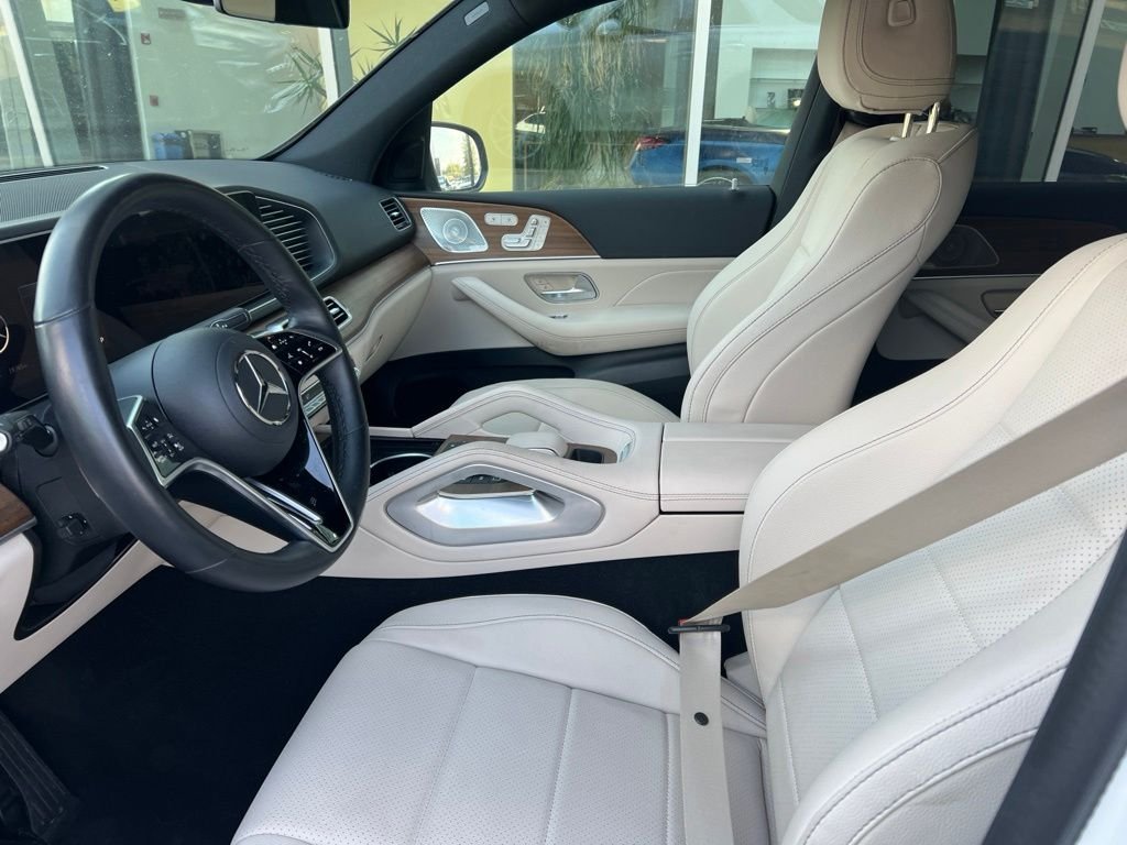 Certified Used 2025 White Mercedes-Benz GLE 450e image 5