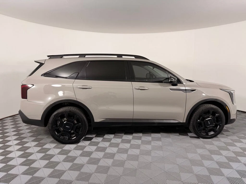 Used 2024 Brown Kia X-Line EX image 8