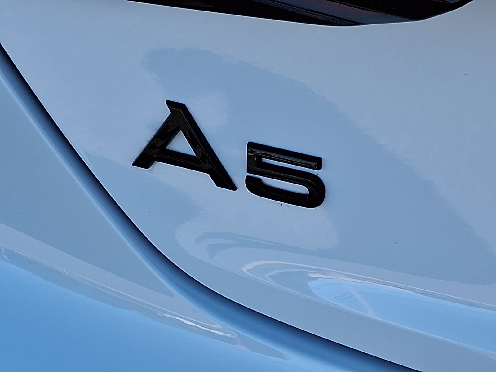 Used 2022 Glacier White Metallic - 2Y2Y Audi Premium Plus 45 TFSI S line quattro S tronic image 33