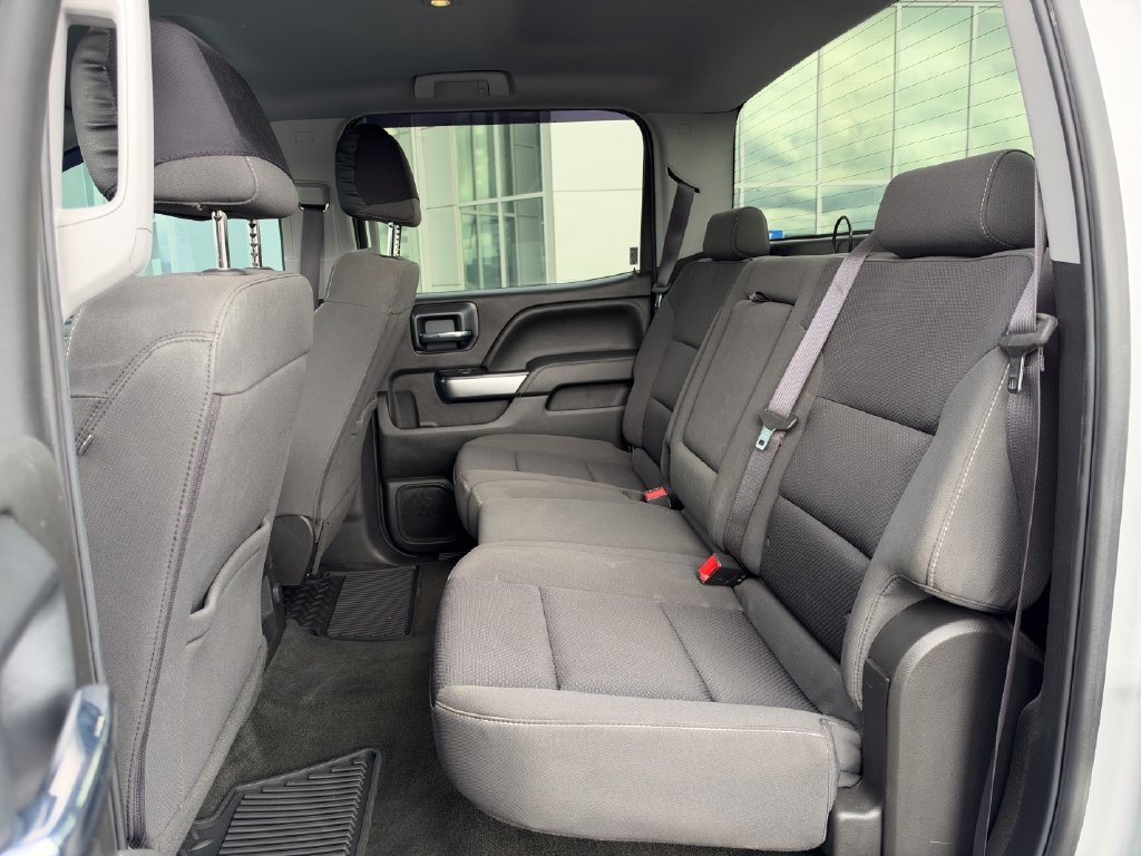 Used 2017 Silver Chevrolet LT image 18