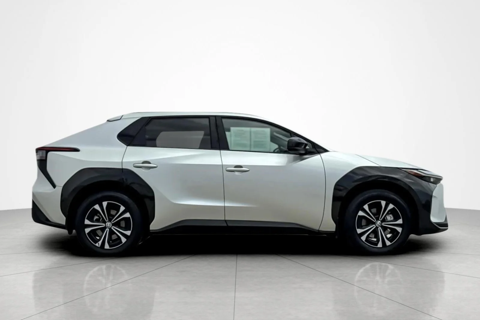Certified Used 2024 SILVER METALLIC Toyota XLE image 6