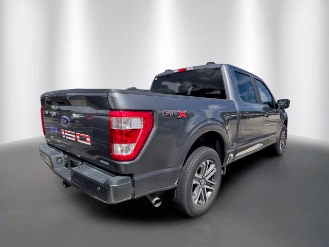 Certified Used 2022 Gray Metallic Ford XL image 3