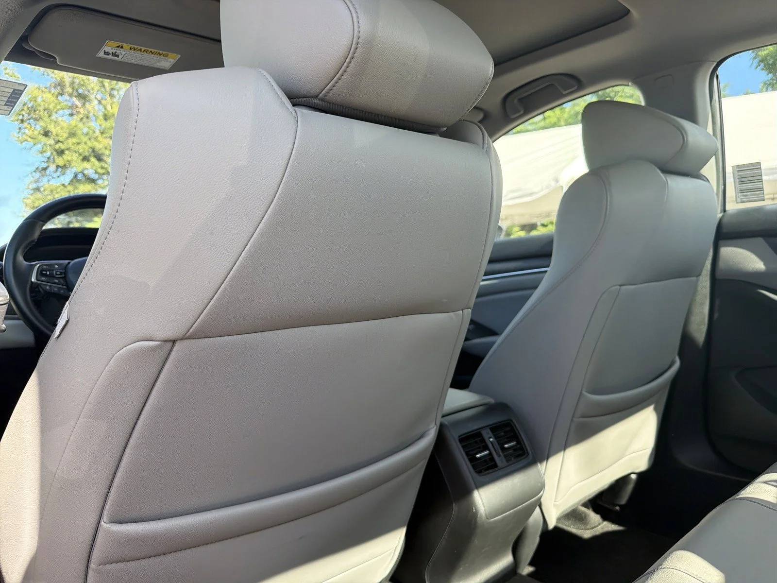 Used 2018  Honda EX-L image 17