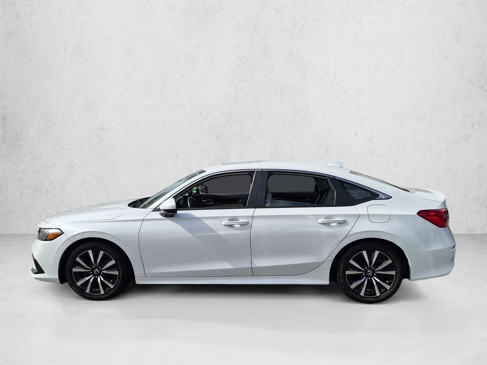 Used 2022 White Honda EX image 8