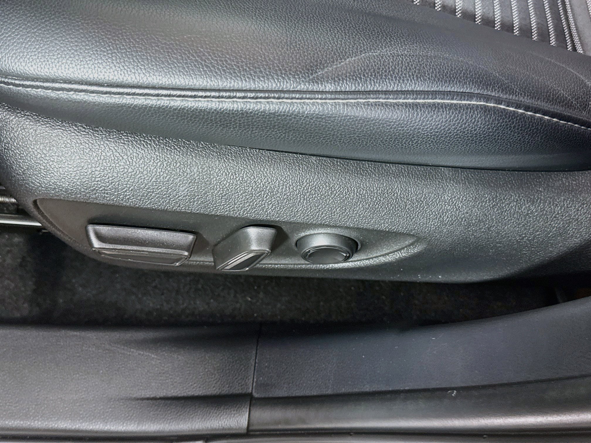 Used 2024 Midnight Black Metallic Toyota XSE image 19