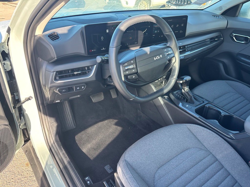 Used 2025 Gray Kia EX image 9