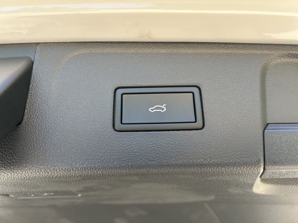 2026 Volkswagen Atlas SE w/Tech - Photo 47