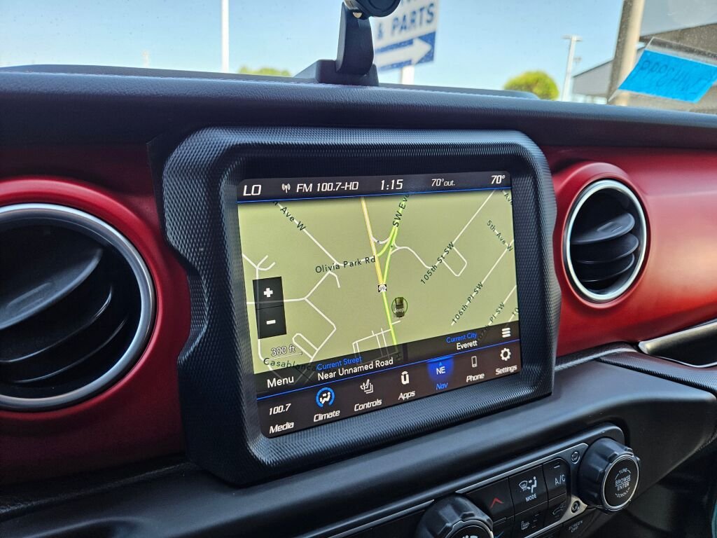 Used 2020 Bikini Pearl Coat Jeep Unlimited Rubicon image 24