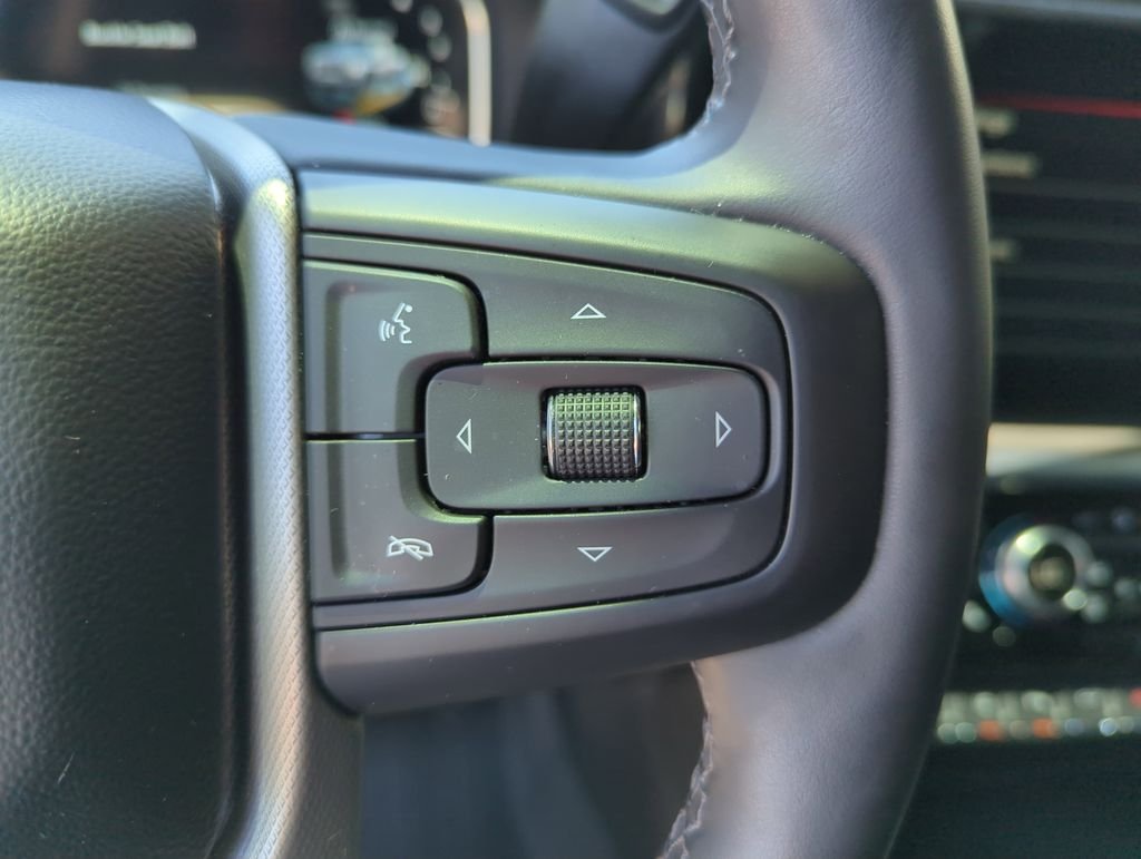 Used 2024 Silver GMC Denali image 22