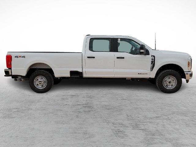 New 2026 Oxford White Ford F-250® XL image 37
