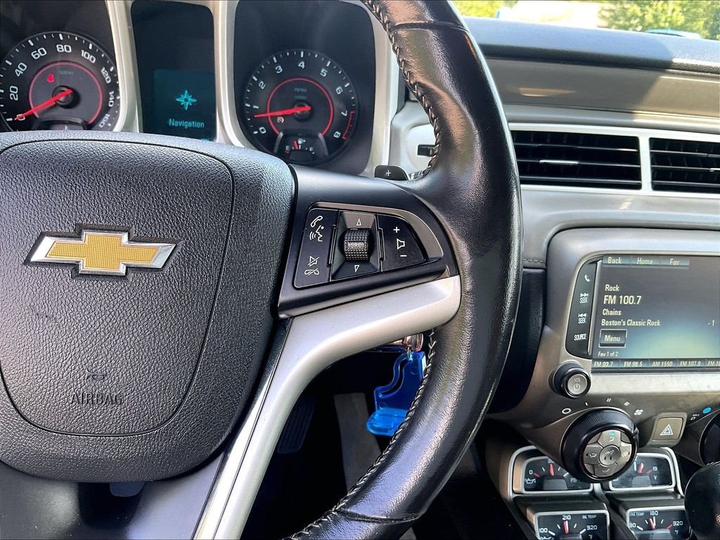 Used 2013 Black Chevrolet 2LT image 19