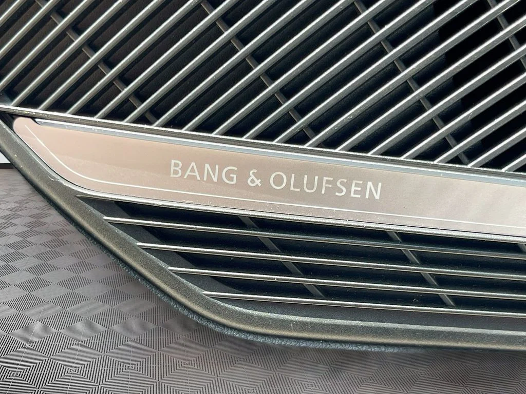 Used 2019 Black Audi Premium Plus image 17