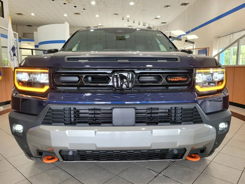New 2026 Obsidian Blue Pearl Honda TRAILSPORT AWD image 2