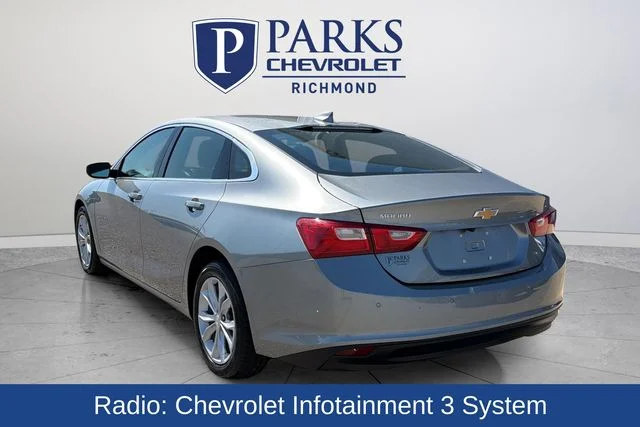 Used 2025 Gray Chevrolet LT image 5