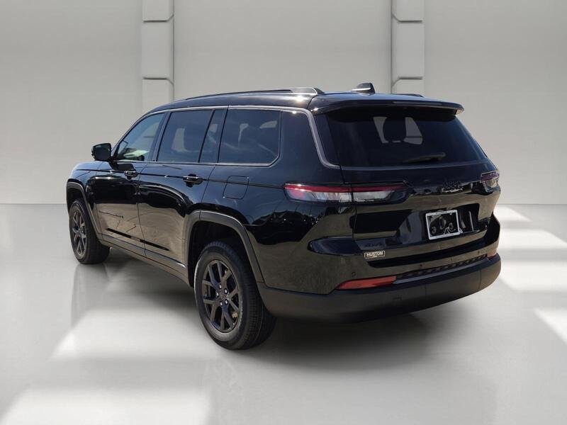 New 2027 High Gloss Black Jeep LAREDO ALTITUDE 4X4 *LTD AVAIL* image 3