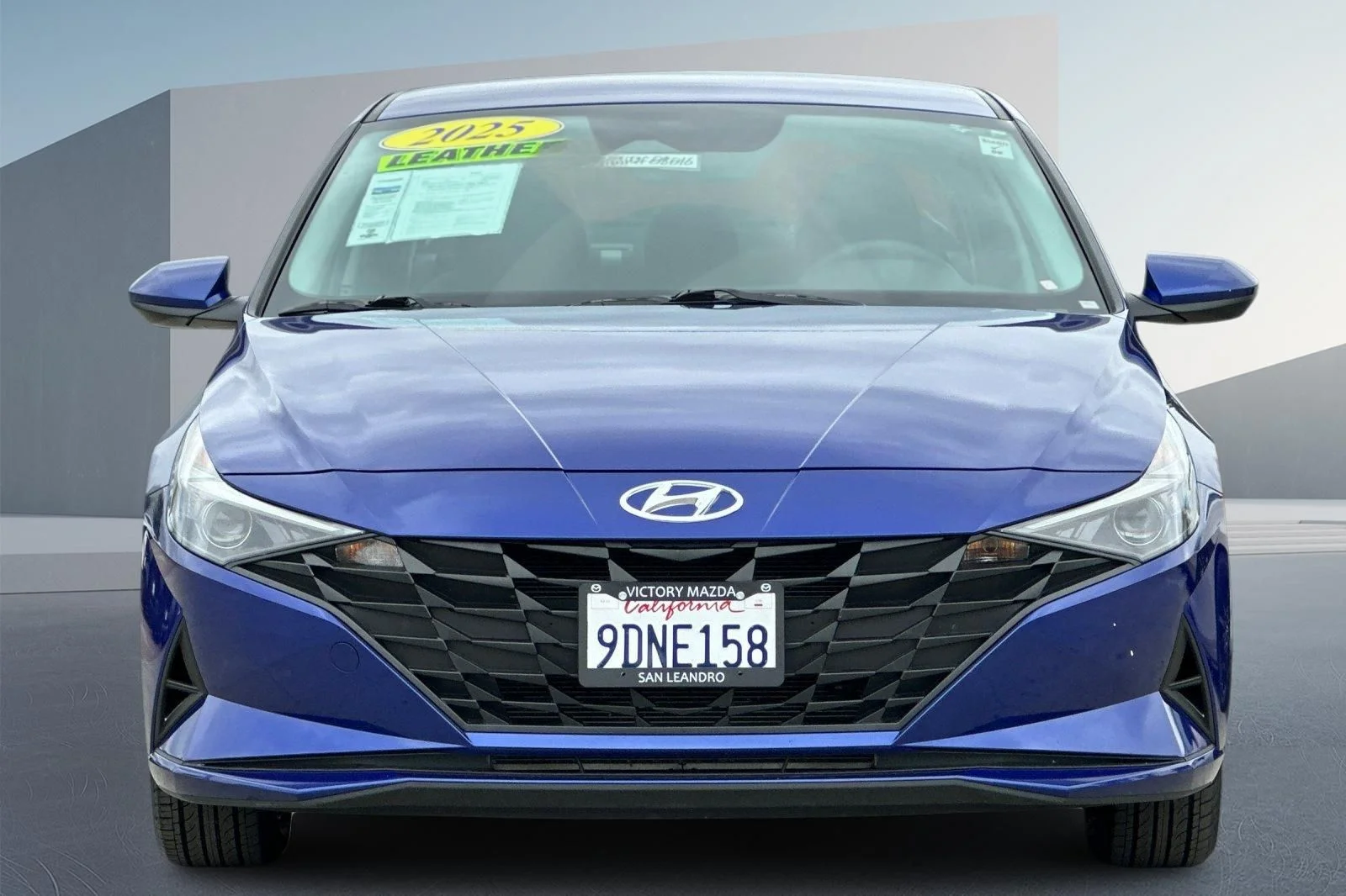 Used 2023 Blue Hyundai SEL image 9