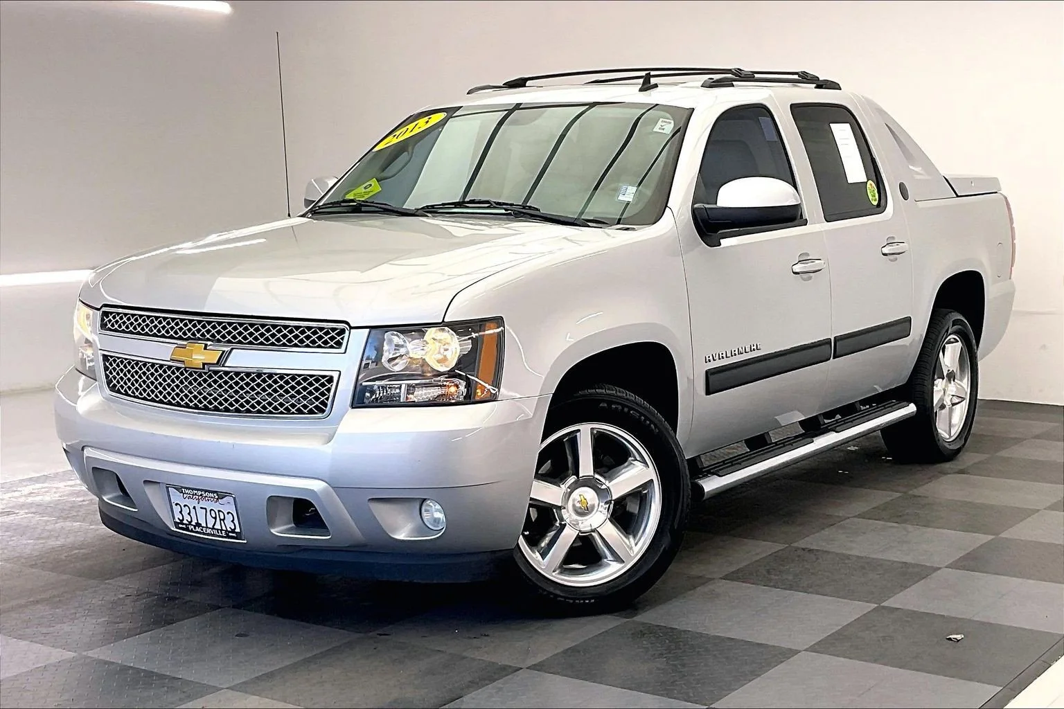 Used 2013 Silver Ice Metallic Chevrolet LT image 12