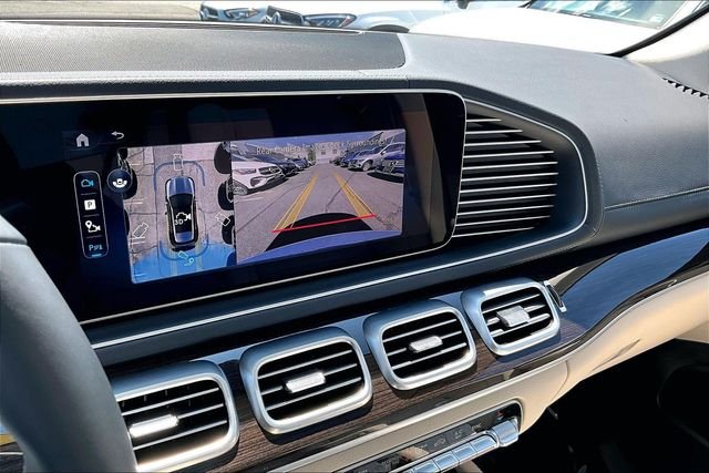 Used 2026 Gray Mercedes-Benz GLE 350 image 23