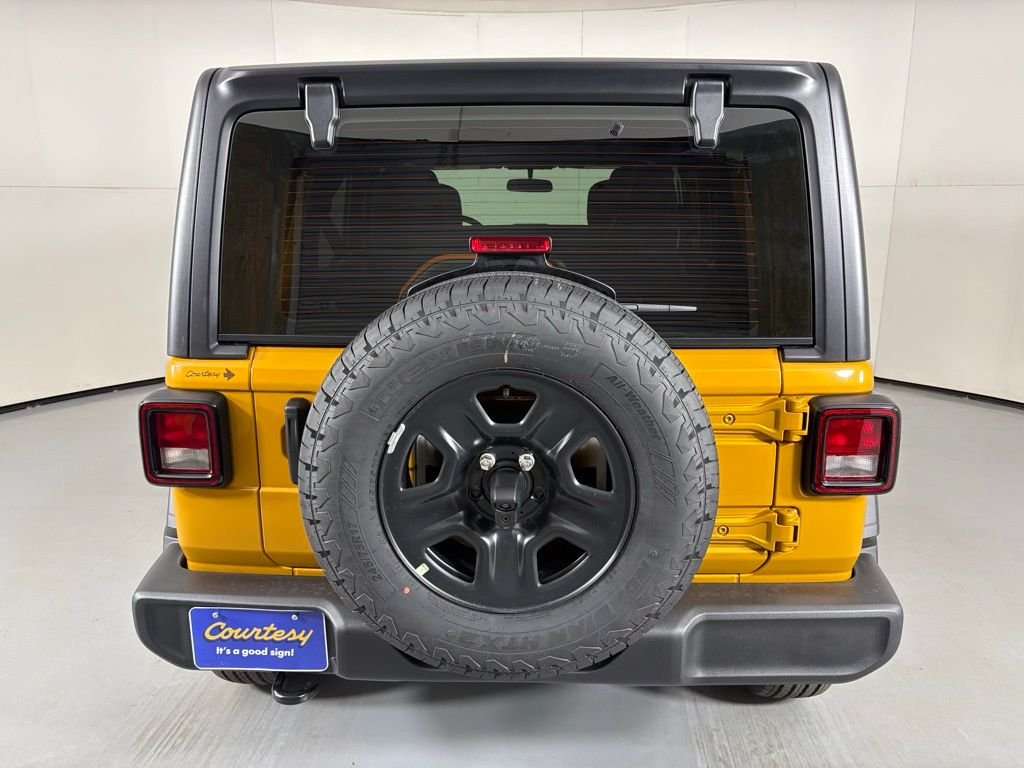 New 2026 Goldilocks Exterior Paint Jeep Sport image 14