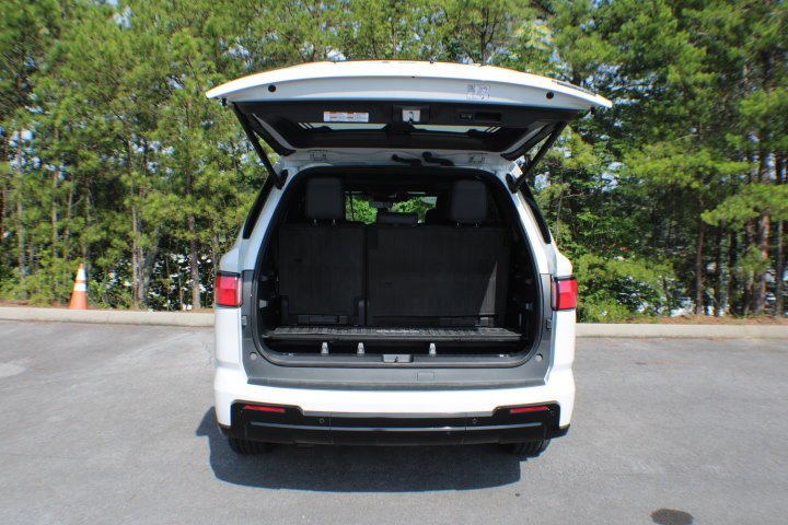 Certified Used 2025 Wind Chill Pearl Toyota Platinum image 19