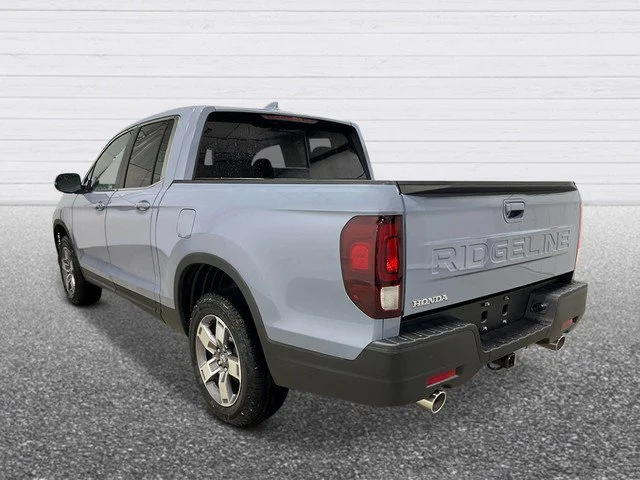 New 2026 Sonic Gray Pearl Honda RTL image 4