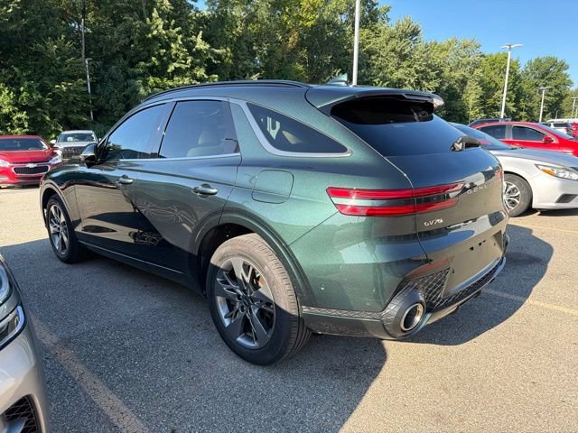 Used 2022 Green Genesis 3.5T Sport image 4
