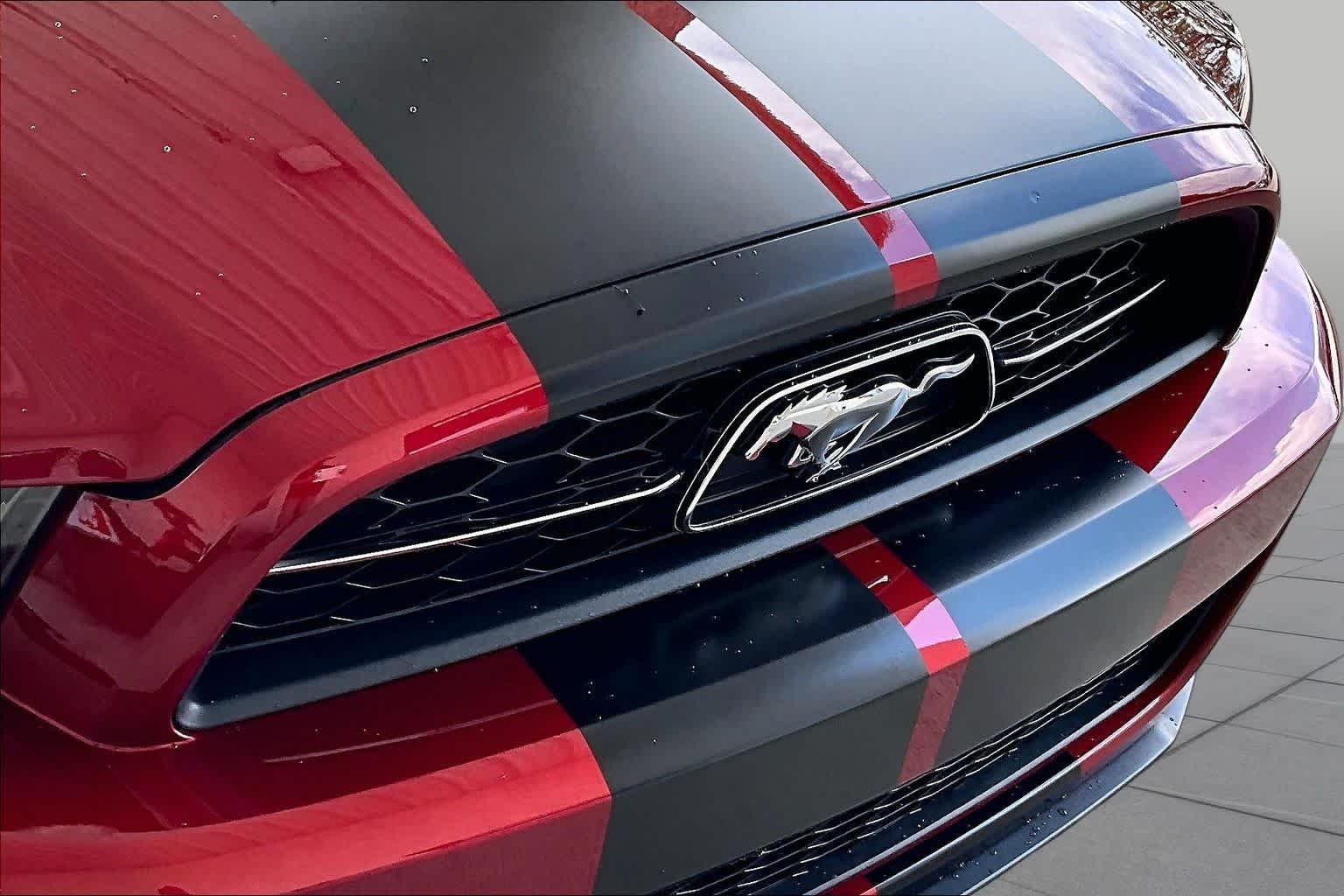 Used 2014 Ruby Red Metallic Tinted Clearcoat Ford V6 Premium image 27