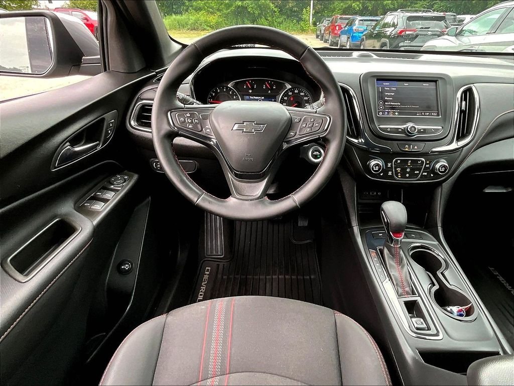 Used 2024 Gray Chevrolet RS image 17