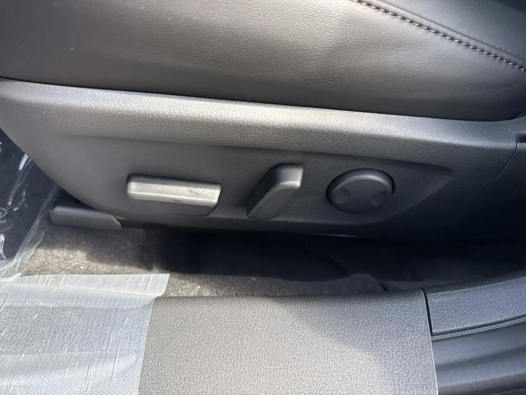 New 2026 Jet Black Mica Mazda 2.5 S Preferred image 28