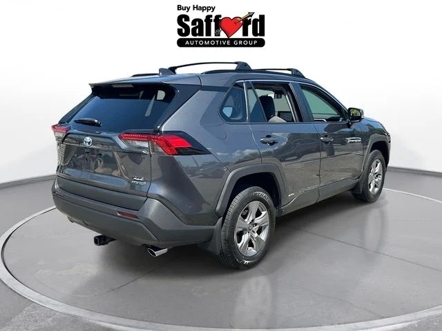 2023 Toyota RAV4 XLE - Photo 8