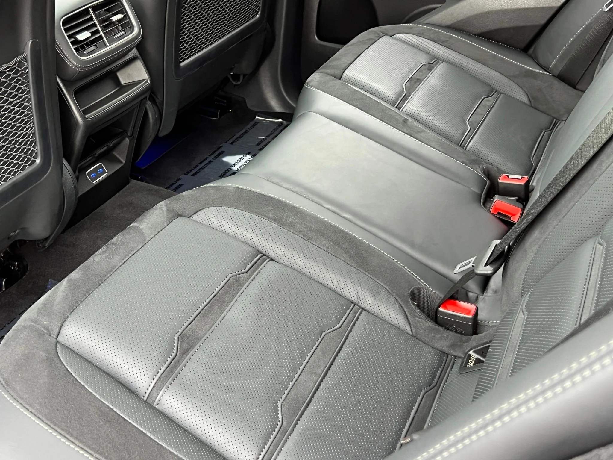 Used 2024 Red Mercedes-Benz GLE 53 AMG® image 30